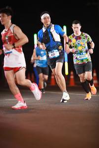 BIB: 4101, 40755
                            <button type="button" onclick="openModal(21562165)" class="btn btn-primary btn-sm float-right btn-popup" data-toggle="modal" data-target=".modal-high-quality">
                        <i class="fas fa-shopping-cart"></i> Add to Cart
                    </button>
                                            <button type="button" onclick="isThisMe(21562165, true)" class="btn btn-success btn-sm float-right btn-popup btn-isme hidden" data-toggle="tooltip" data-placement="bottom" title="นี่คือรูปของคุณใช่ไหม คลิกที่นี่เพื่อเอาเข้าอัลบั้ม">
                        <i class="fas fa-plus"></i> Add to album
                    </button>
                    <button type="button" onclick="isThisMe(21562165, false)" class="btn btn-warning btn-sm float-right btn-popup btn-isnotme hidden">
                        <i class="fas fa-ban"></i> Remove from album
                    </button>